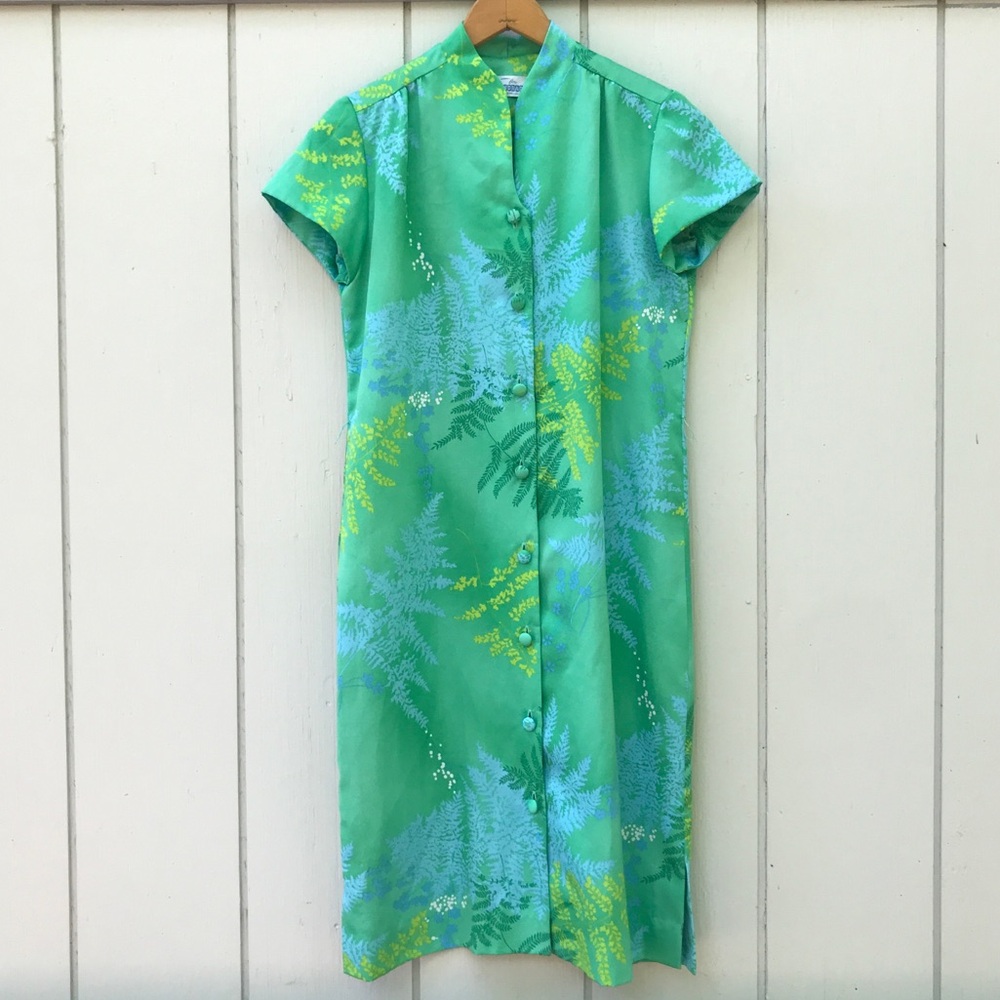 Vintage 1960s Andrade Hawaiii Satin Dress